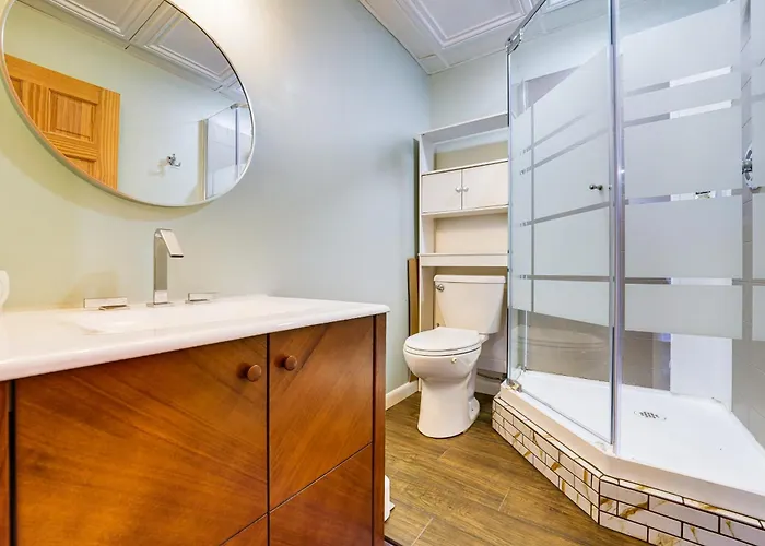 Fox River Luxury Estate: Pool, Sauna & Eagle Views * Ottawa